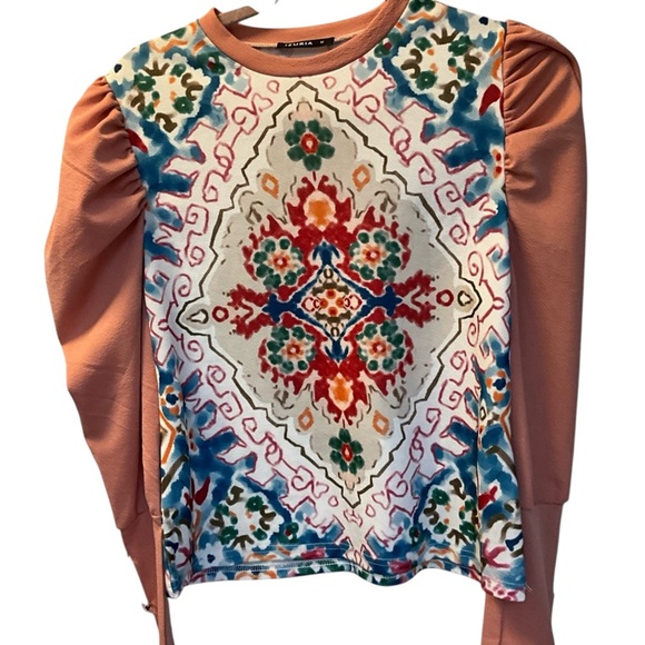 IZURIA Tops - 🐝 IZURIA Pink & Blue Floral Button-Accent Long Puff-Sleeve Top NWOT Size M